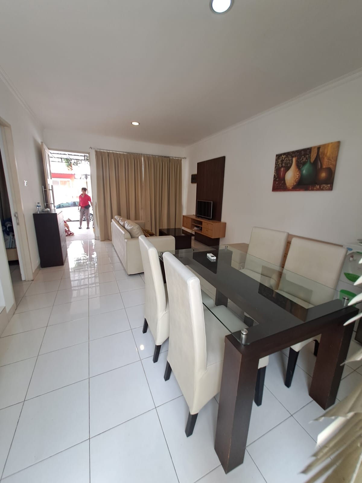 Disewakan Rumah Fully Furnished di Florencia Lippo Cikarang